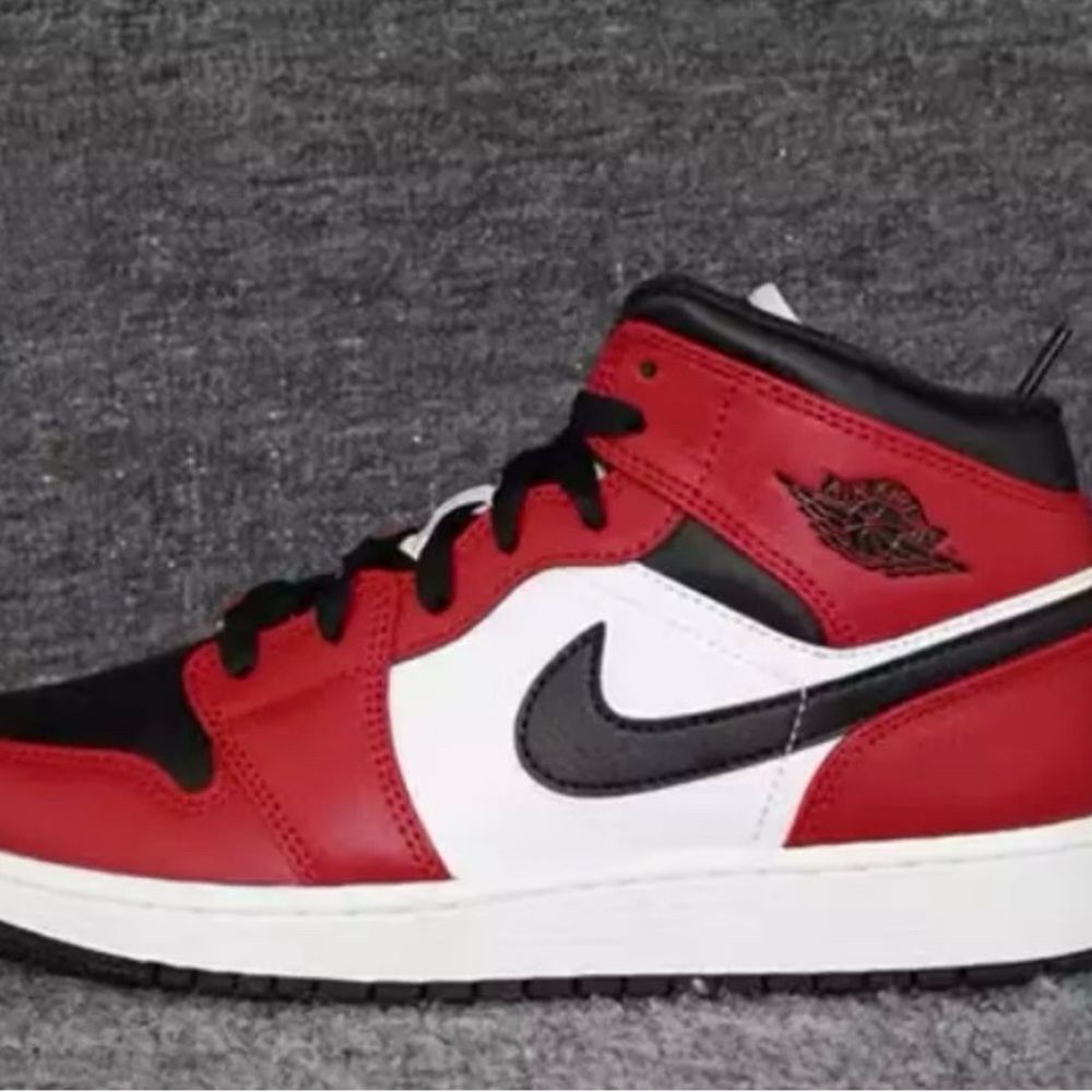Youth size 3.5 Nike Air Jordan’s